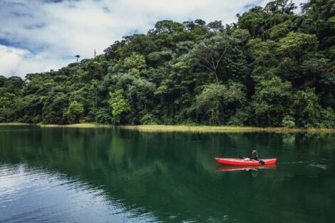 Lago Los Juncos2-min