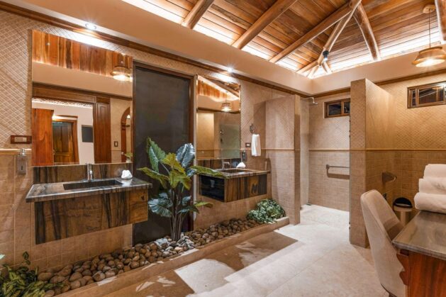 Baño planta inferior